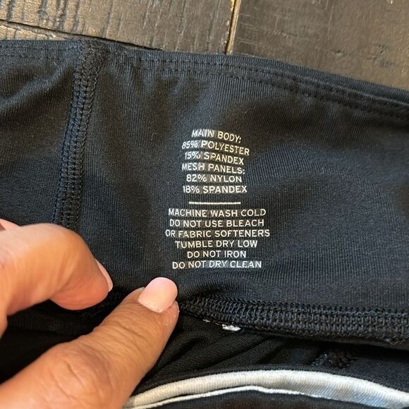 REI Co-op Black Back Leg Mesh Leggings Athletic Athleisure Small - Picture 9 of 12